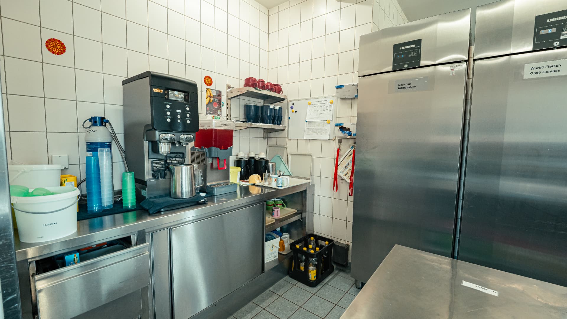 Küche mit Kaffeestation im Haus Abendfrieden